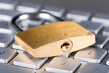 cadenas sur un clavier